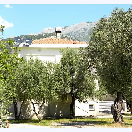 Gostinjska kuća Maslina