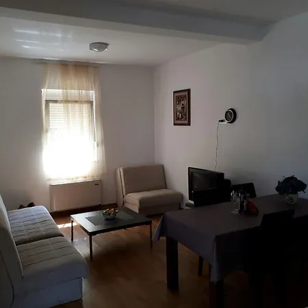 Maslina Guest house 3*
