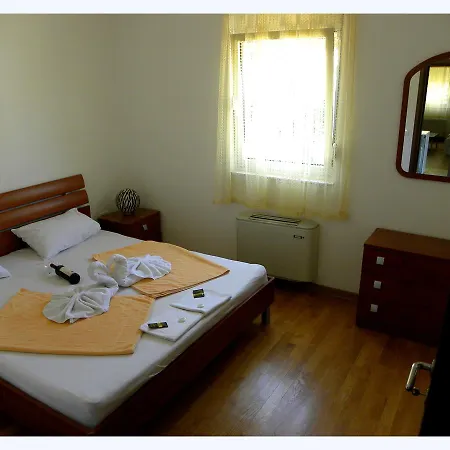 Maslina Guest house 3*